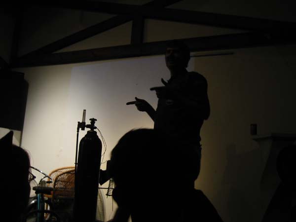 w135-3596_IMG